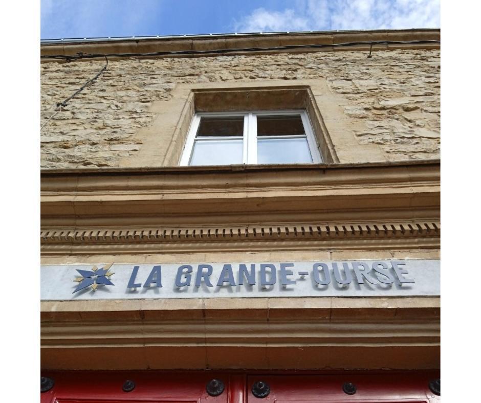 Bed and Breakfast La Grande-Ourse Шарлевиль-Мезьер Экстерьер фото