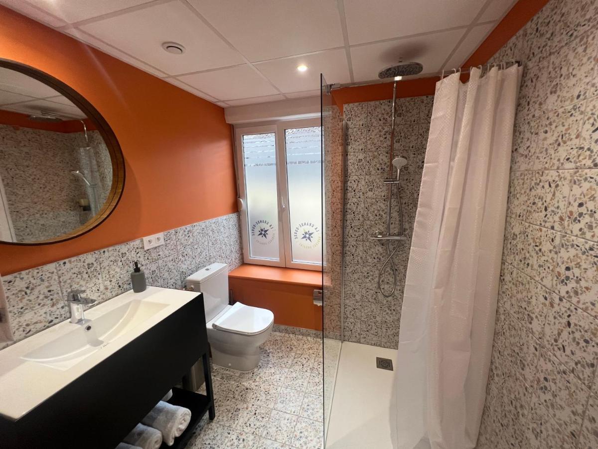 Bed and Breakfast La Grande-Ourse Шарлевиль-Мезьер Экстерьер фото